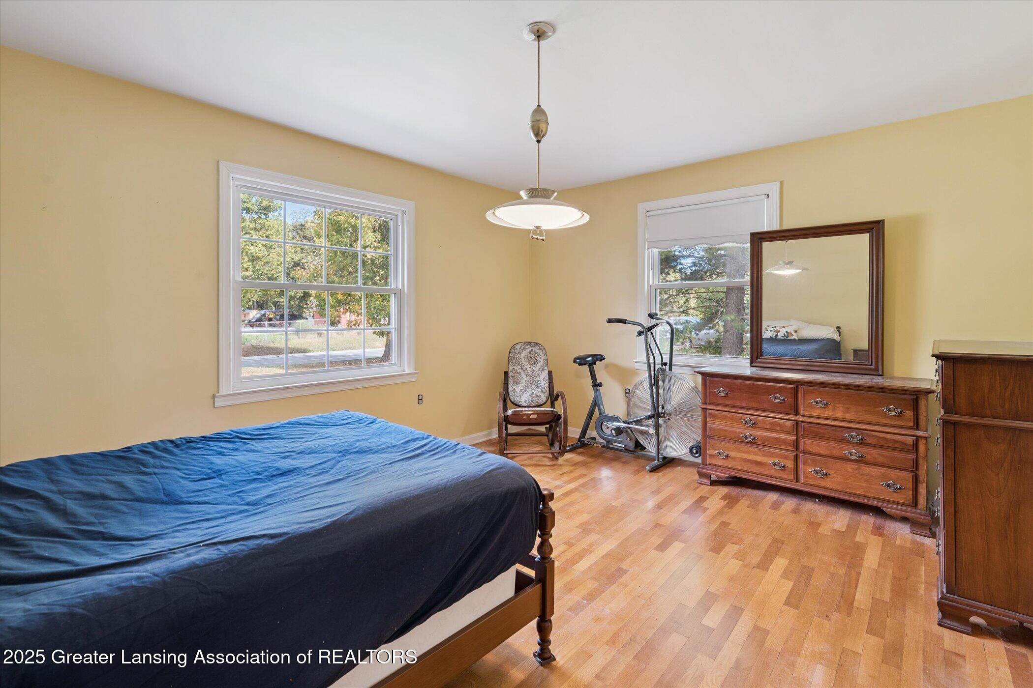 1827 Towner Road Haslett, MI 48840 - Photo 17 of 30 20-1827-Towner-Rd-Haslett-MI-48840-Windo
