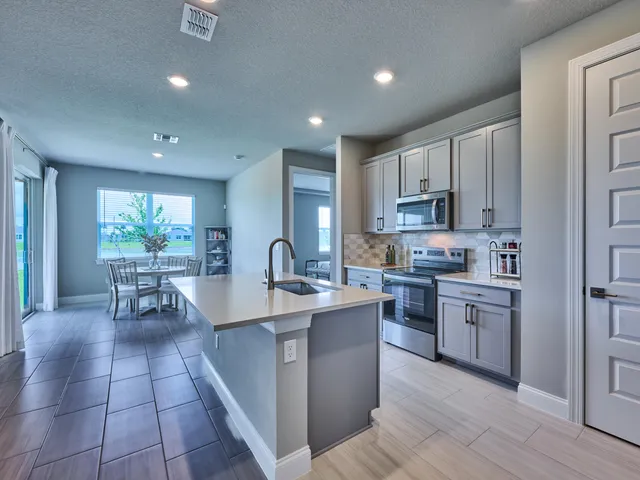 $3,000 | 8960 Dahlia Circle, Port St. Lucie, FL 34986