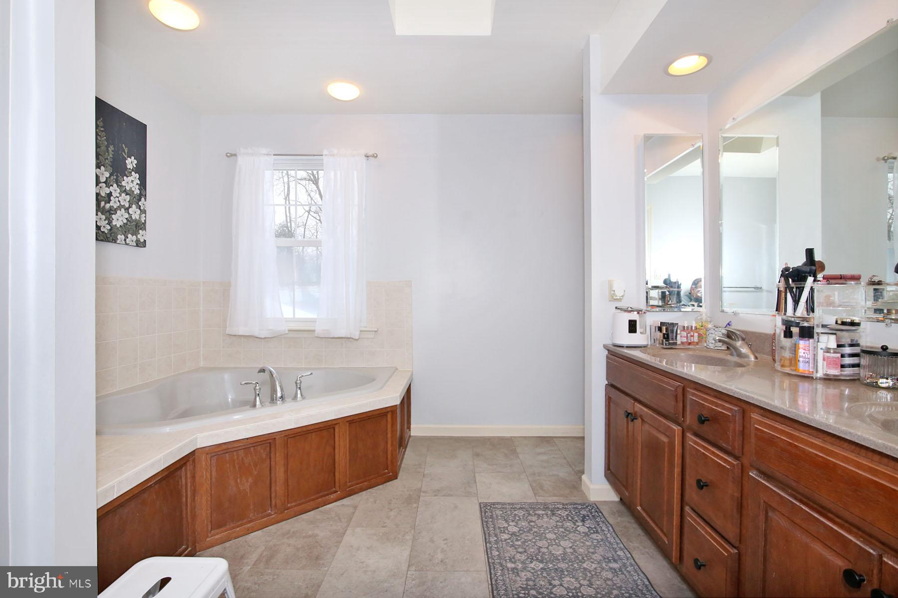 1220 Old Rte 522 Selinsgrove, PA 17870 - Photo 23 of 43
