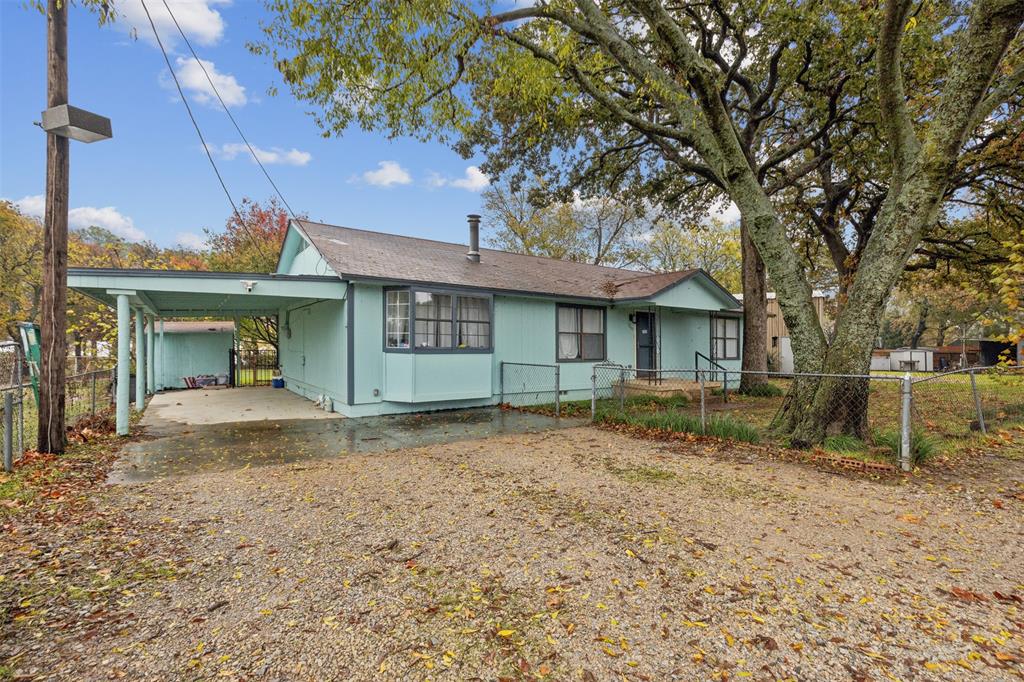 560 Lakeshore Road Shady Shores, TX 76208 - Photo 1 of 1 Gallery Image 1