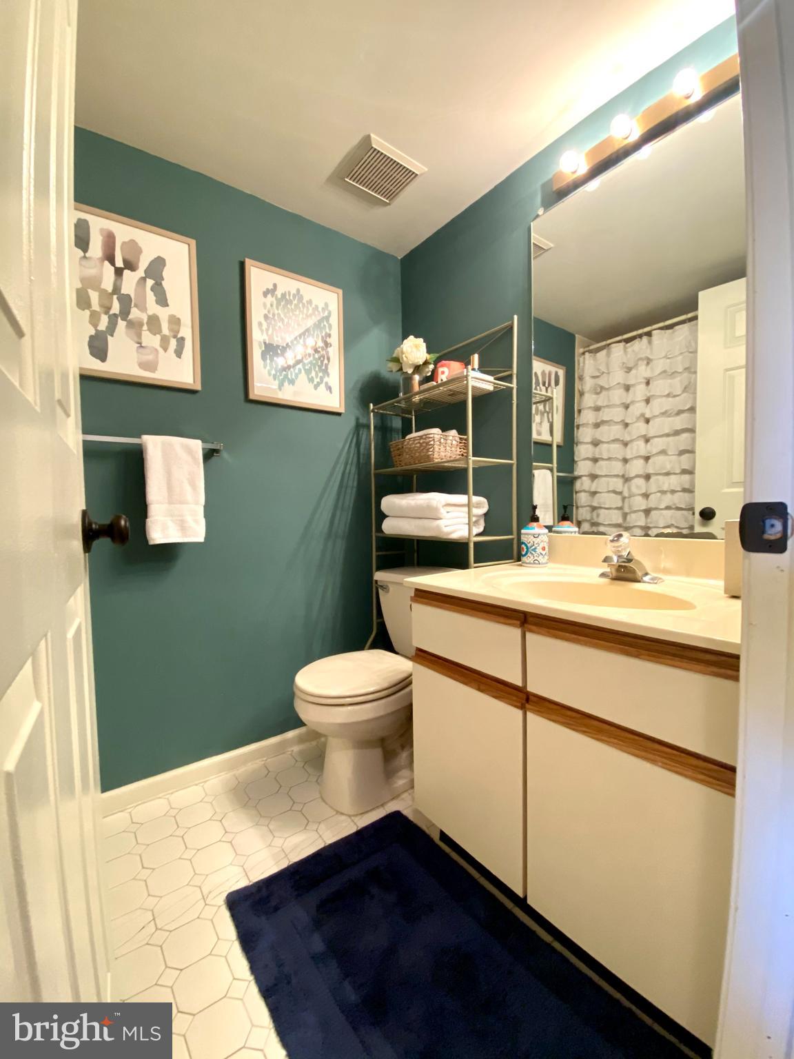 1223 Eagles Ridge Drive, Unit 23 Chesterbrook, PA 19087 - Photo 16 of 24 Gallery Image 16