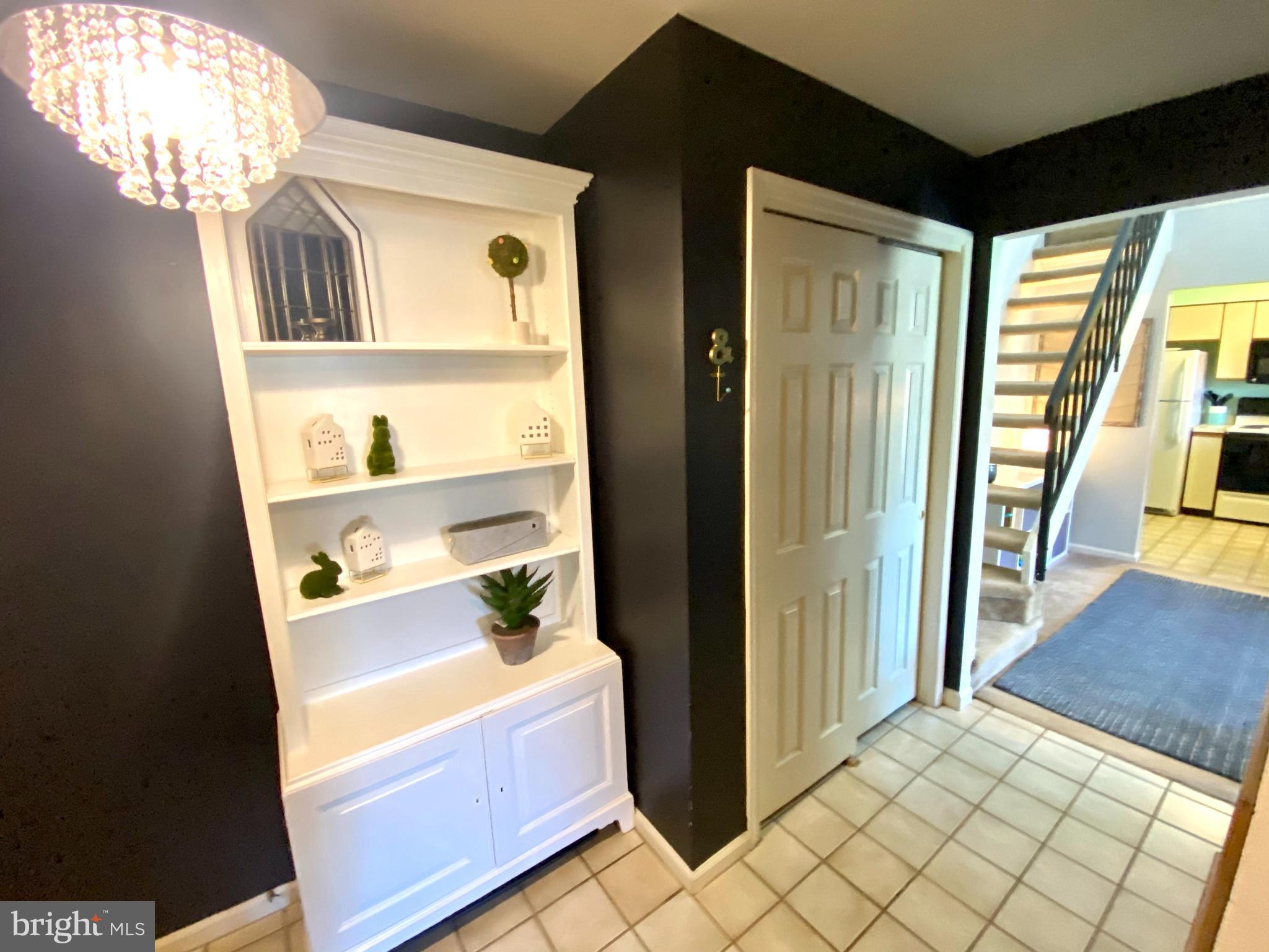 1223 Eagles Ridge Drive, Unit 23 Chesterbrook, PA 19087 - Photo 19 of 24 Foyer