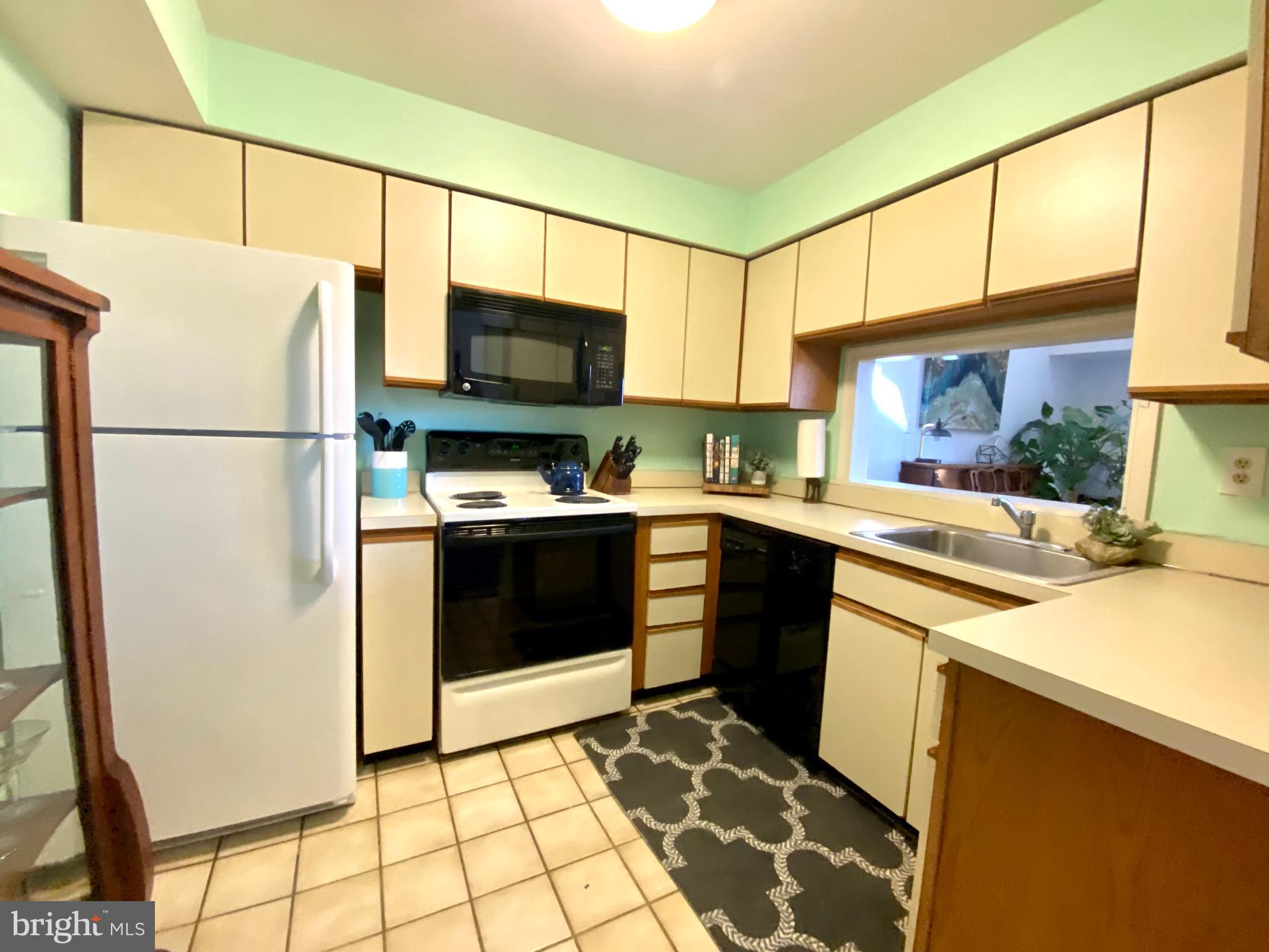 1223 Eagles Ridge Drive, Unit 23 Chesterbrook, PA 19087 - Photo 6 of 24 Gallery Image 6