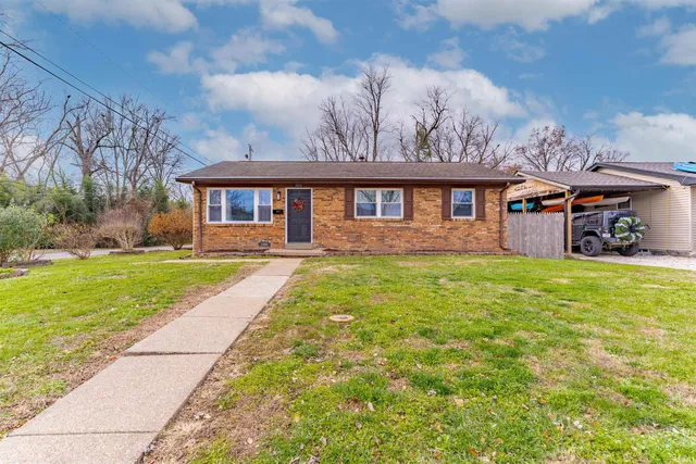$209,900 | 1000 North Fairlawn Avenue, Evansville, IN 47711