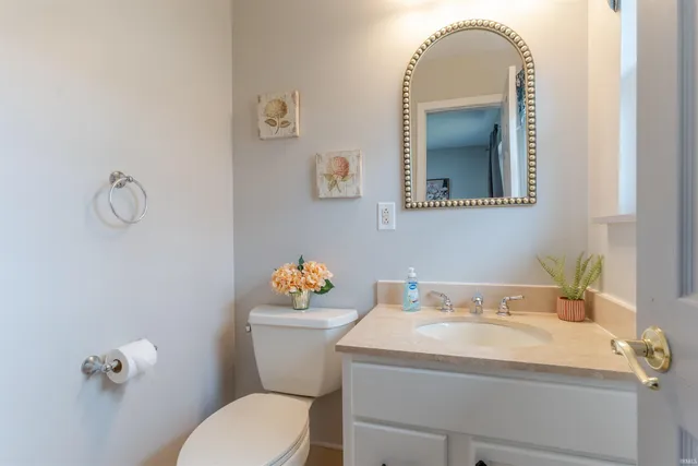 $209,900 | 1000 North Fairlawn Avenue, Evansville, IN 47711