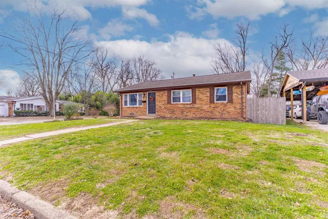 $209,900 | 1000 North Fairlawn Avenue, Evansville, IN 47711
