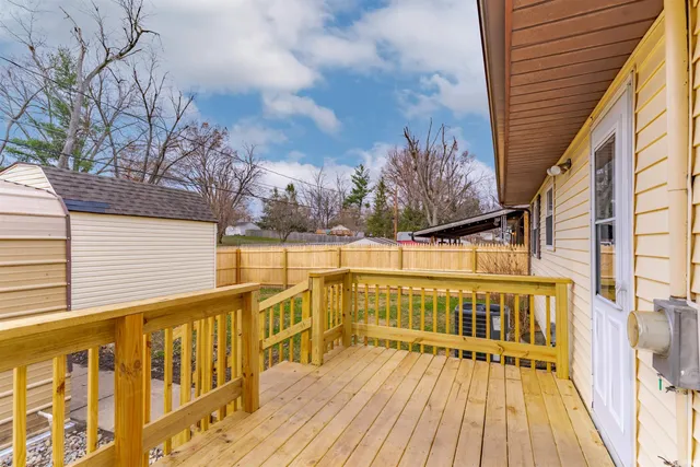 $209,900 | 1000 North Fairlawn Avenue, Evansville, IN 47711