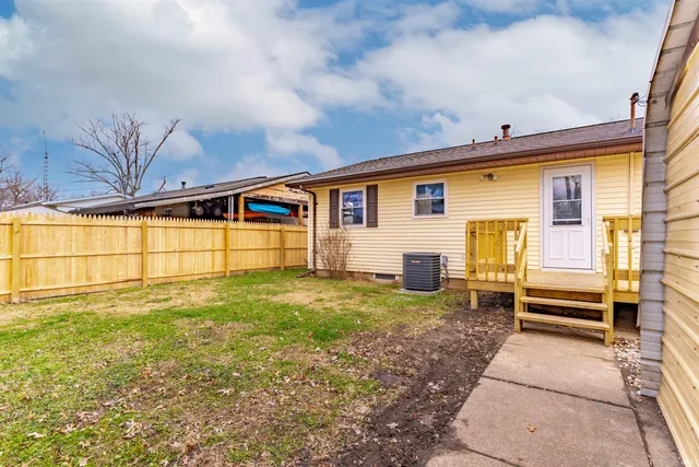 $209,900 | 1000 North Fairlawn Avenue, Evansville, IN 47711