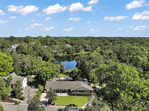 $675,000 | 705 West Summit Court, Mount Dora, FL 32757