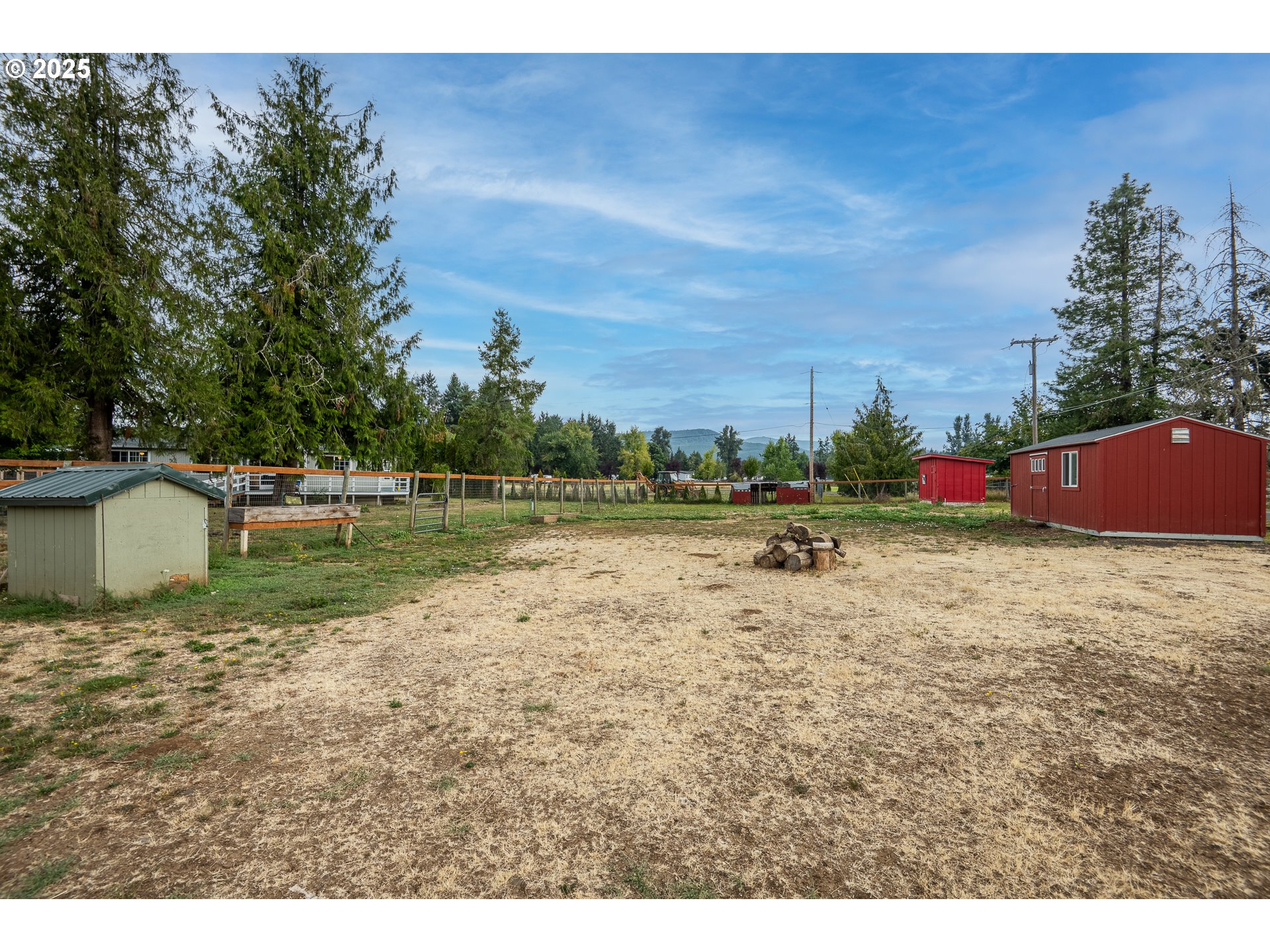 90948 Sunderman Road Springfield, OR 97478 - Photo 34 of 44 a view of outdoor space with city view