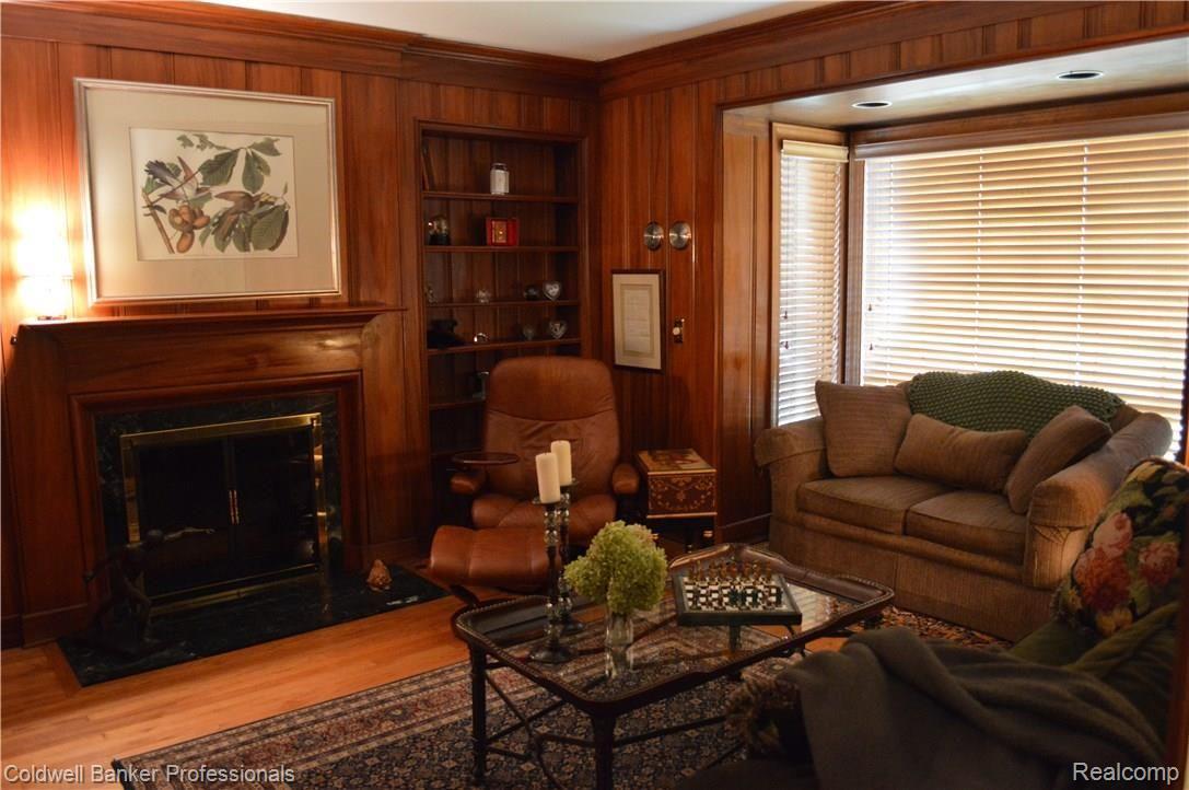 21 Beacon Hill Road Grosse Pointe, MI 48236 - Photo 40 of 93 DSC_0633.JPG