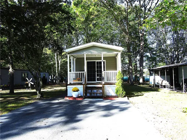 $150,000 | 40 Leisure Way, Coventry, RI 02816