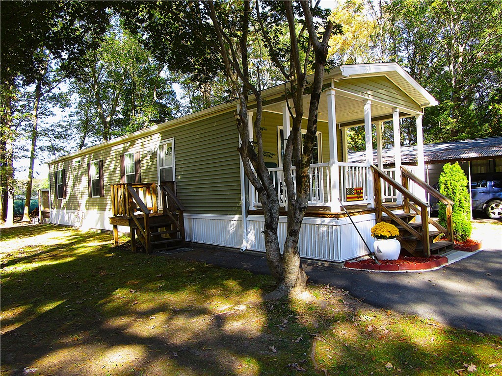 40 Leisure Way Coventry, RI 02816 - Photo 21 of 31