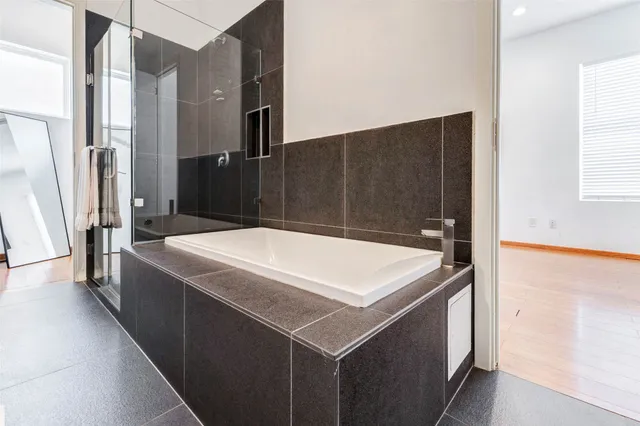 $4,539 | 4115 Chartres Street, Houston, TX 77004