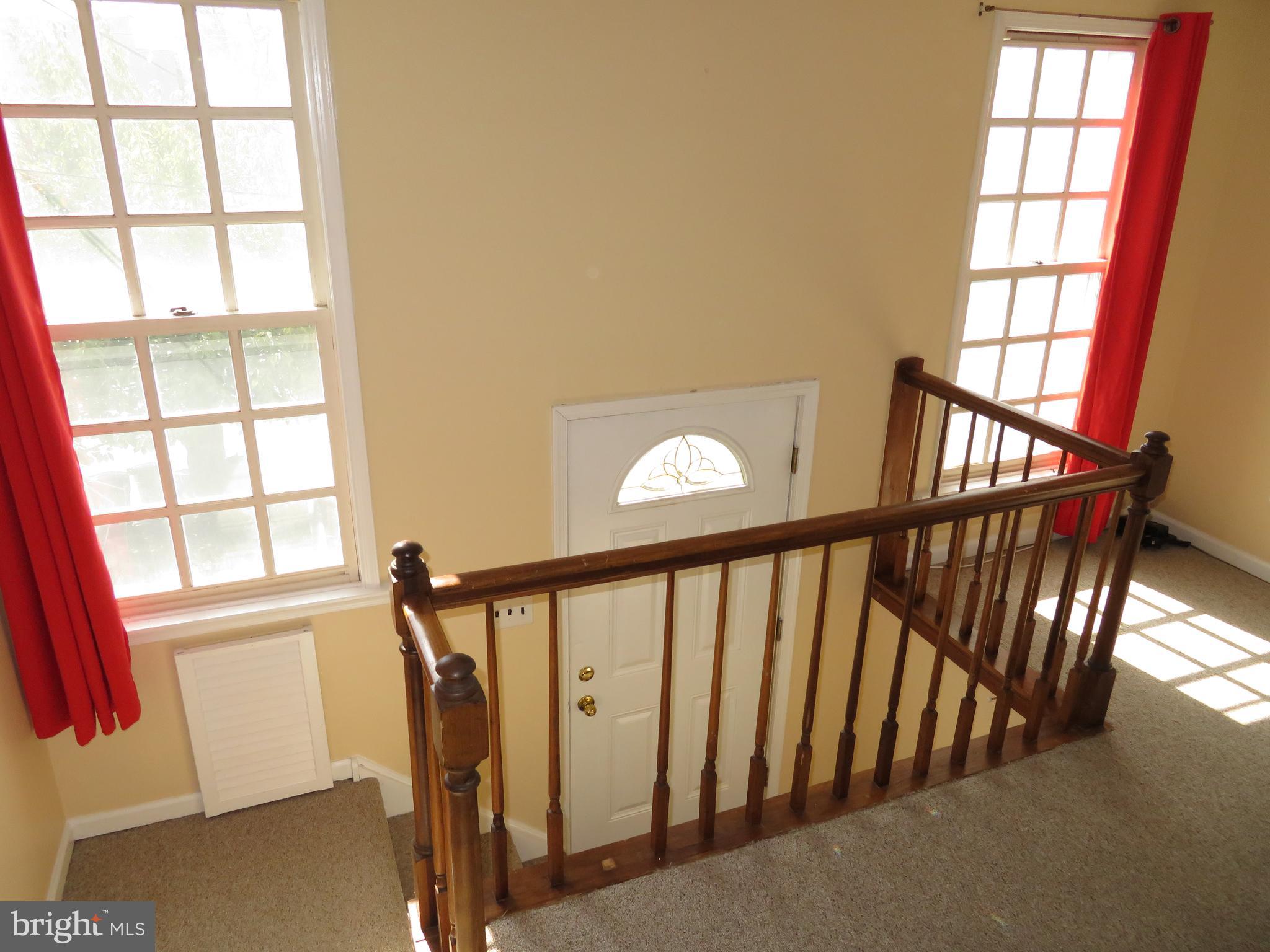 216 Rector Street Philadelphia, PA 19128 - Photo 3 of 25 Entry