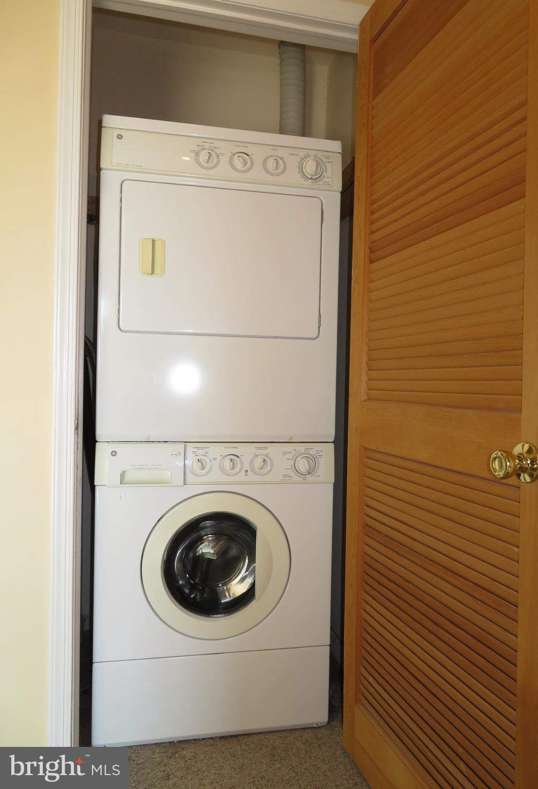 216 Rector Street Philadelphia, PA 19128 - Photo 22 of 25 Laundry