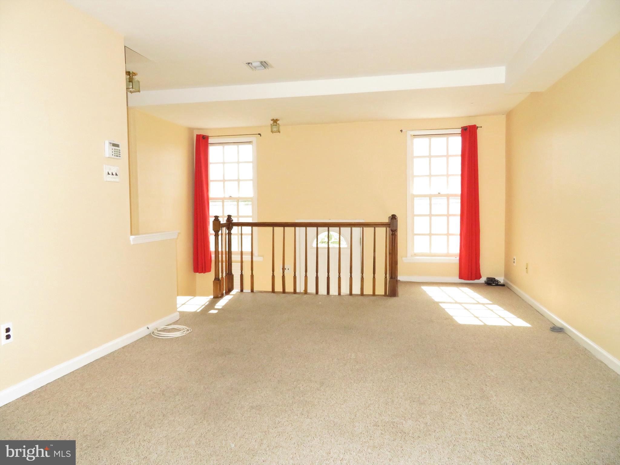 216 Rector Street Philadelphia, PA 19128 - Photo 5 of 25 Living Room