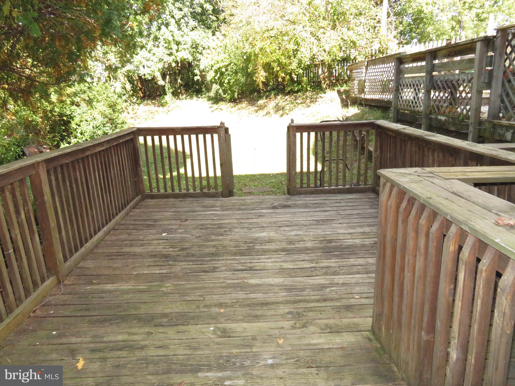 216 Rector Street Philadelphia, PA 19128 - Photo 8 of 25 Rear Deck