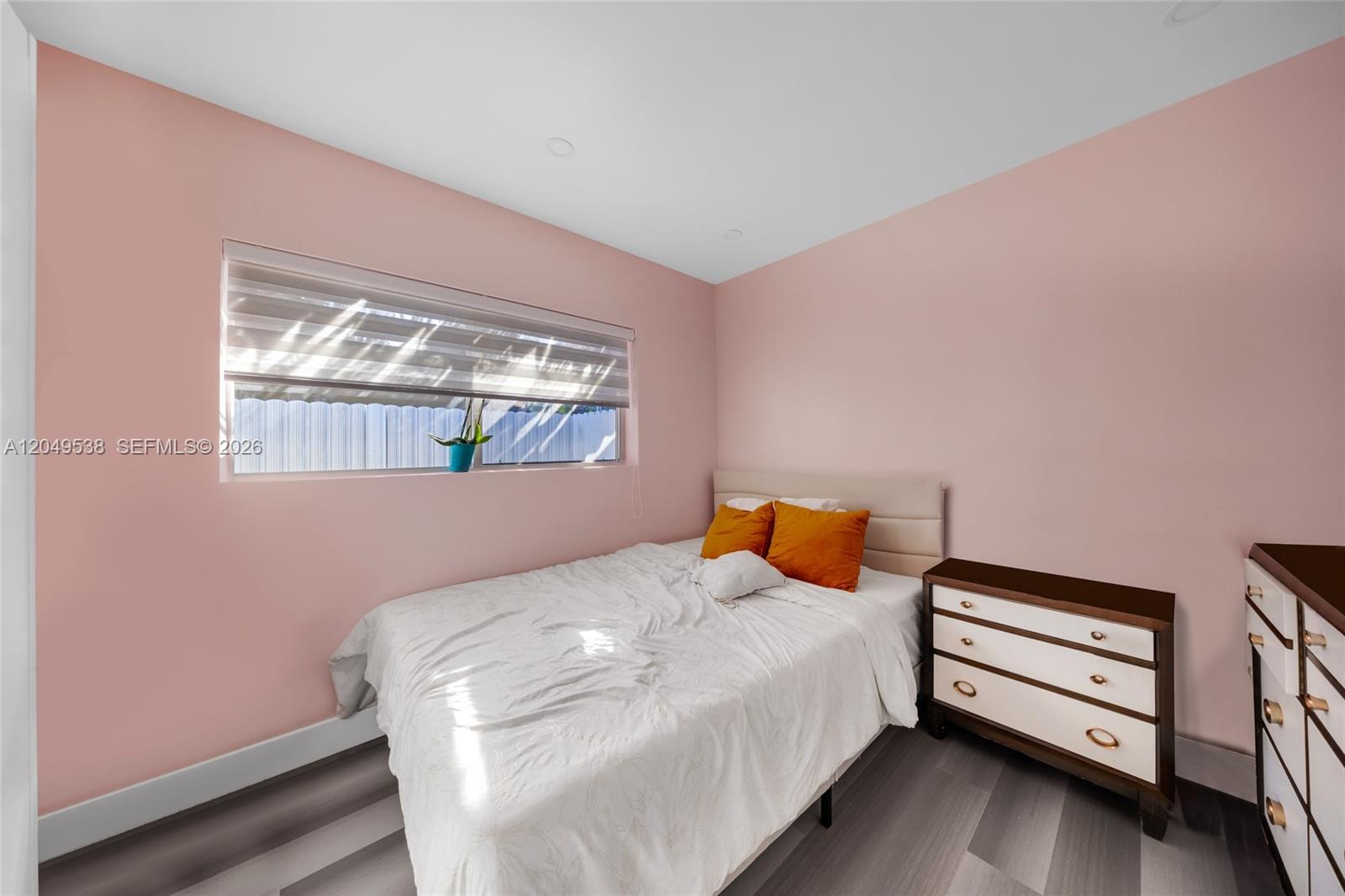 490 West 33rd Place Hialeah, FL 33012 - Photo 22 of 25