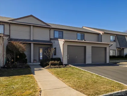 $599,999 | 100 Daly Boulevard, Unit 408, Oceanside, NY 11572