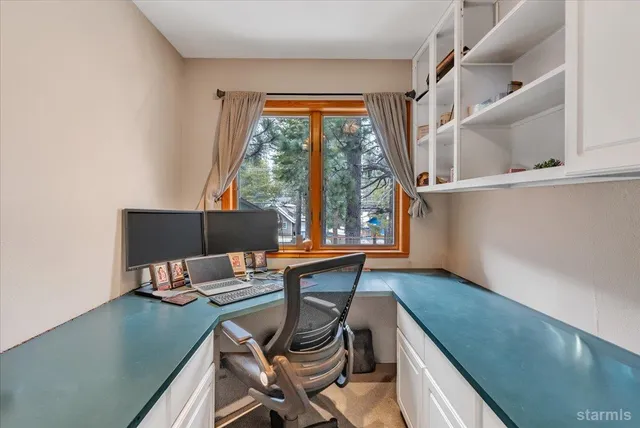 $885,000 | 3438 Beaver Brae, South Lake Tahoe, CA 96150