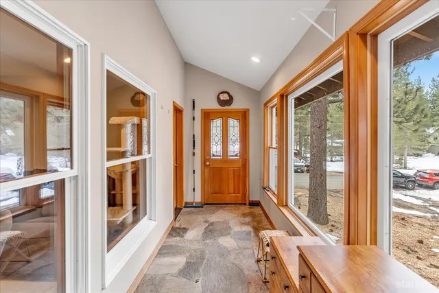 $885,000 | 3438 Beaver Brae, South Lake Tahoe, CA 96150