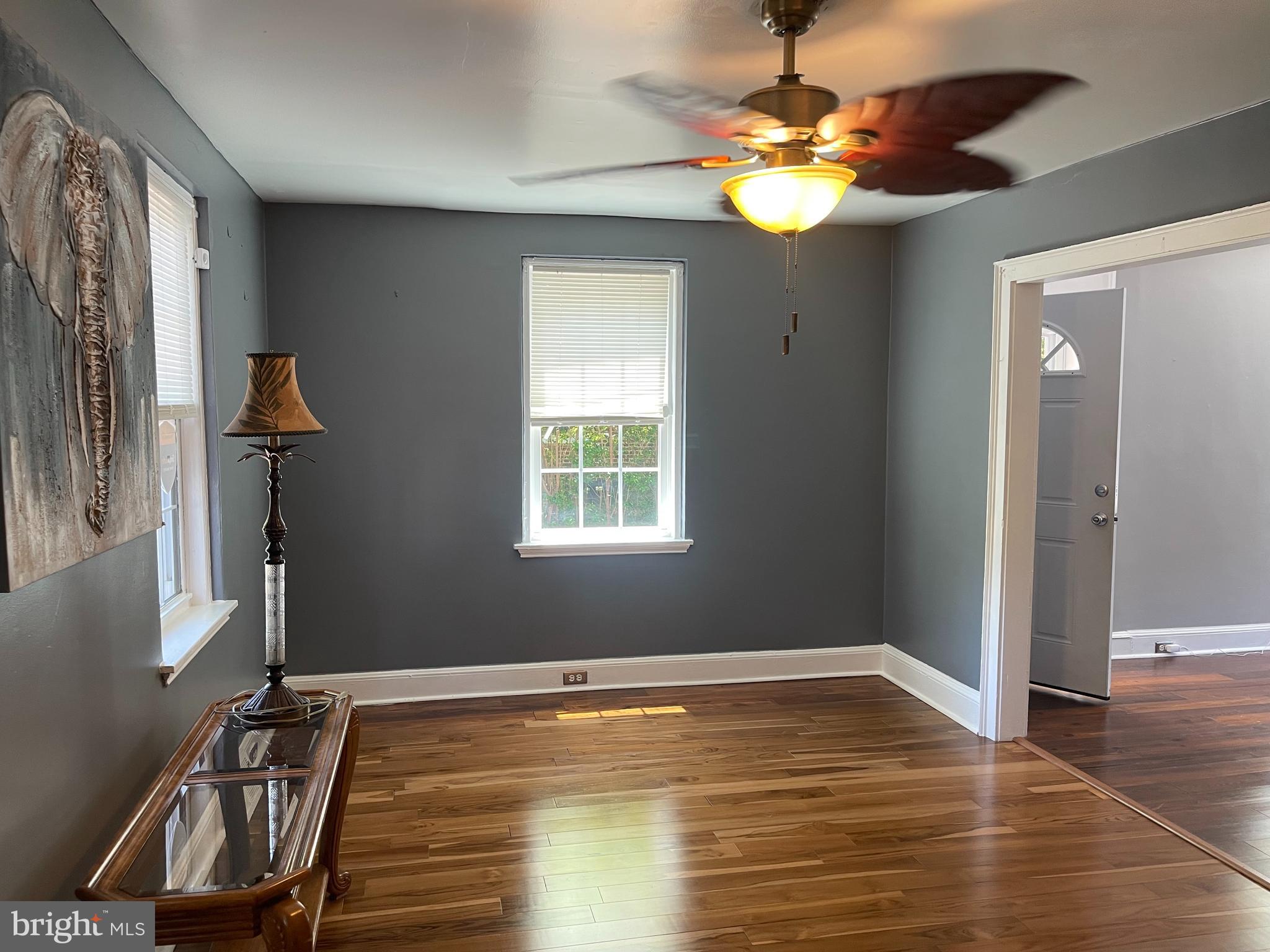 2833 Yorkship Road Camden, NJ 08104 - Photo 9 of 28 living