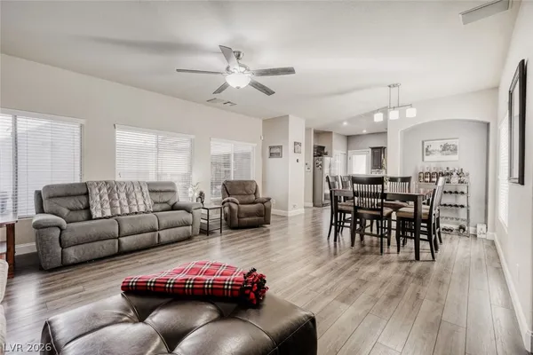 $2,650 | 9434 Marshall Creek Street, Las Vegas, NV 89178