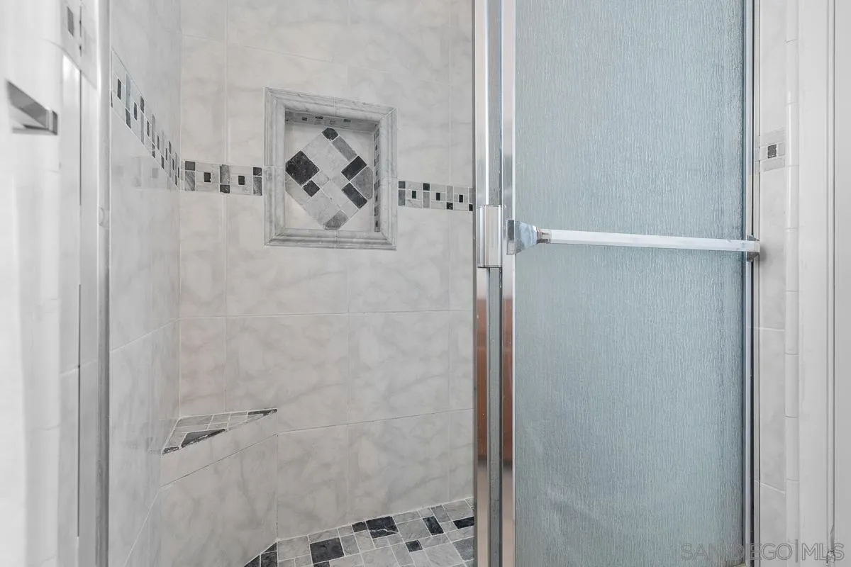 719 Mahogany Drive El Cajon, CA 92019 - Photo 27 of 30 a bathroom with a shower