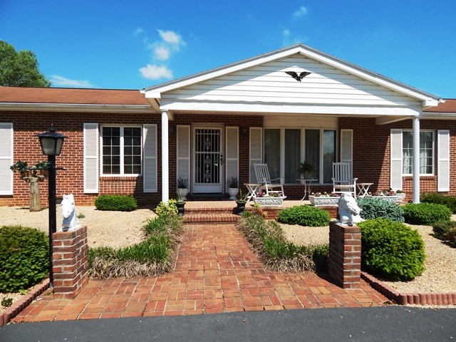 46 Ramsey Road Staunton, VA 24401 - Photo 3 of 36 Gallery Image 3