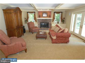 219 Ravenscliff Road Wayne, PA 19087 - Photo 8 of 12 Family Room