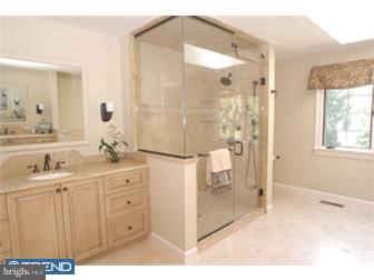219 Ravenscliff Road Wayne, PA 19087 - Photo 9 of 12 Bathroom