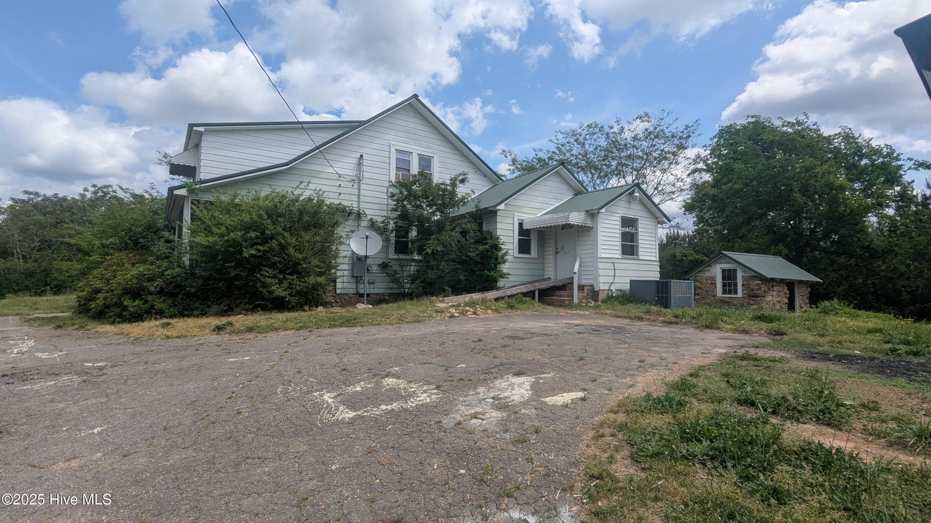 3196 Everett Chappell Road Ellerbe, NC 28338 - Photo 6 of 22 PXL_20250421_160002417.MP