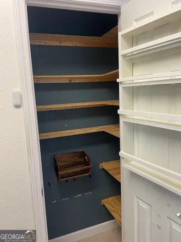 a view of a yard with a small yard