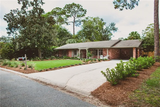 $950,000 | 109 Ingham Street, St. Simons Island, GA 31522