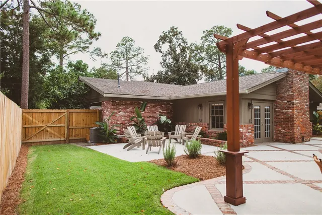 $950,000 | 109 Ingham Street, St. Simons Island, GA 31522