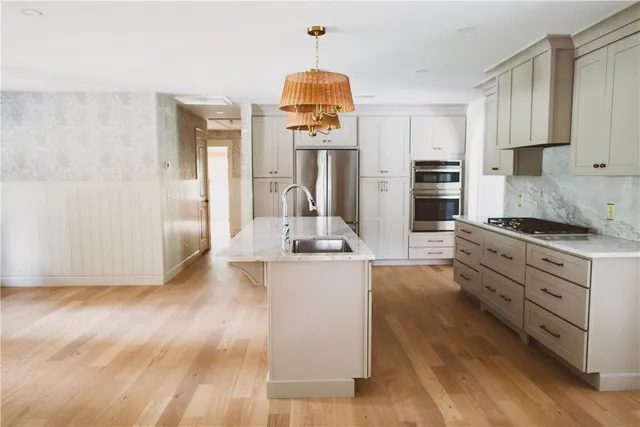 $950,000 | 109 Ingham Street, St. Simons Island, GA 31522