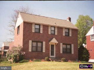 542 Sherman Road Springfield, PA 19064 - Photo 1 of 1 a front view of a house with a yard