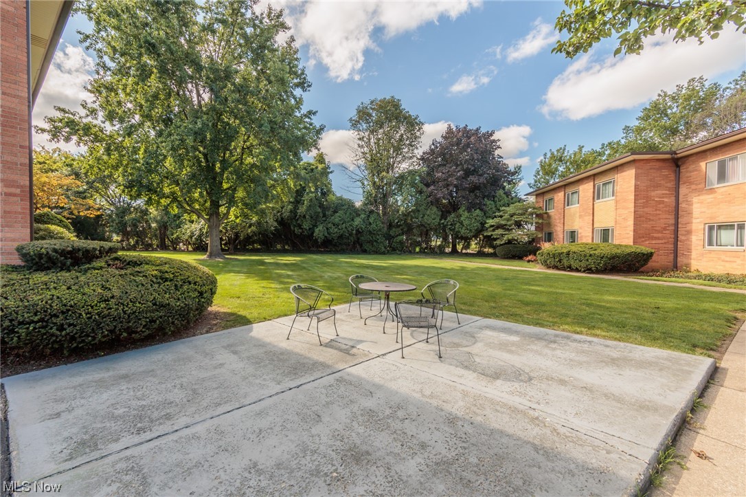 1750 Wagar Road, Unit 206 Rocky River, OH 44116 - Photo 33 of 33 View of terrace