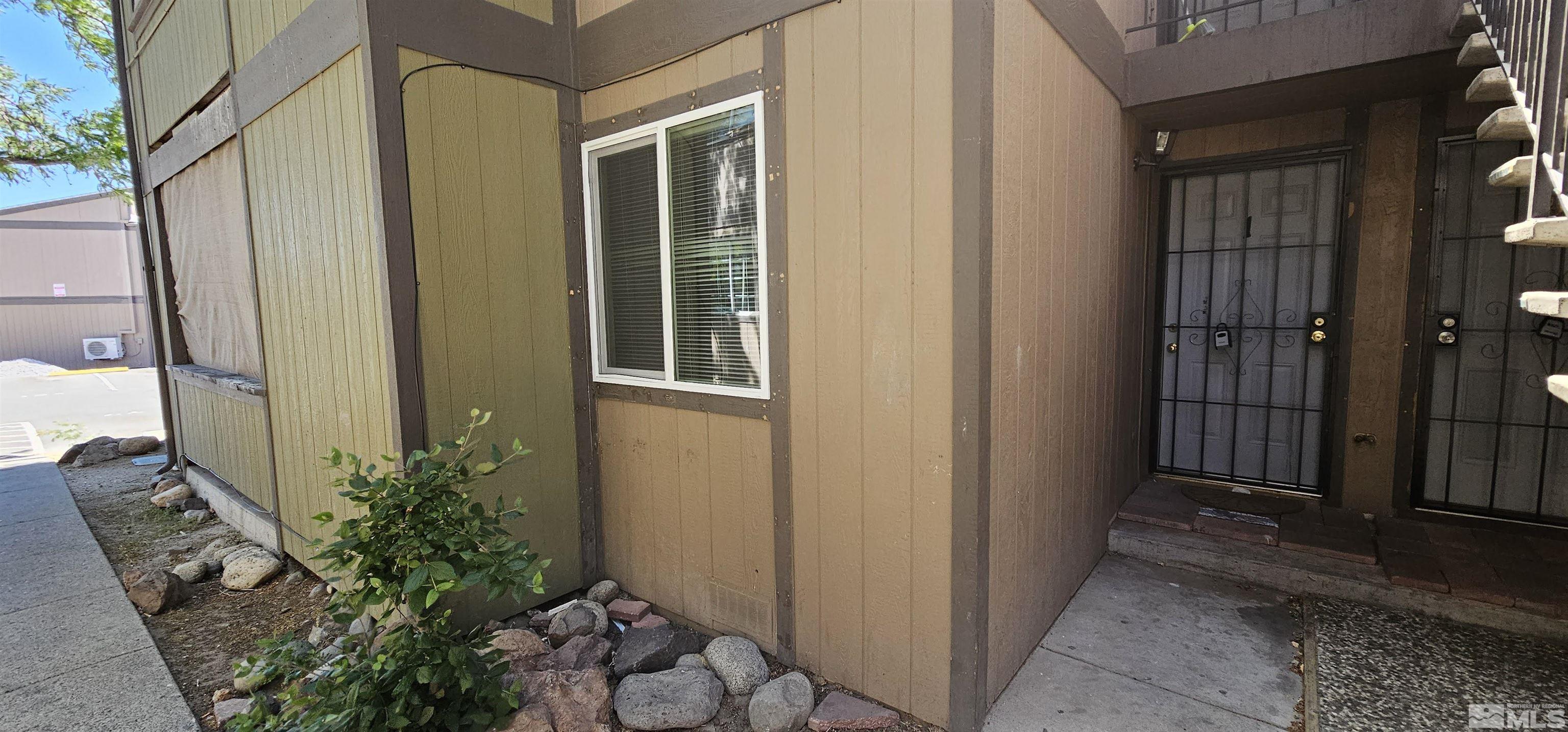 2385 Tripp Dr Unit 1  