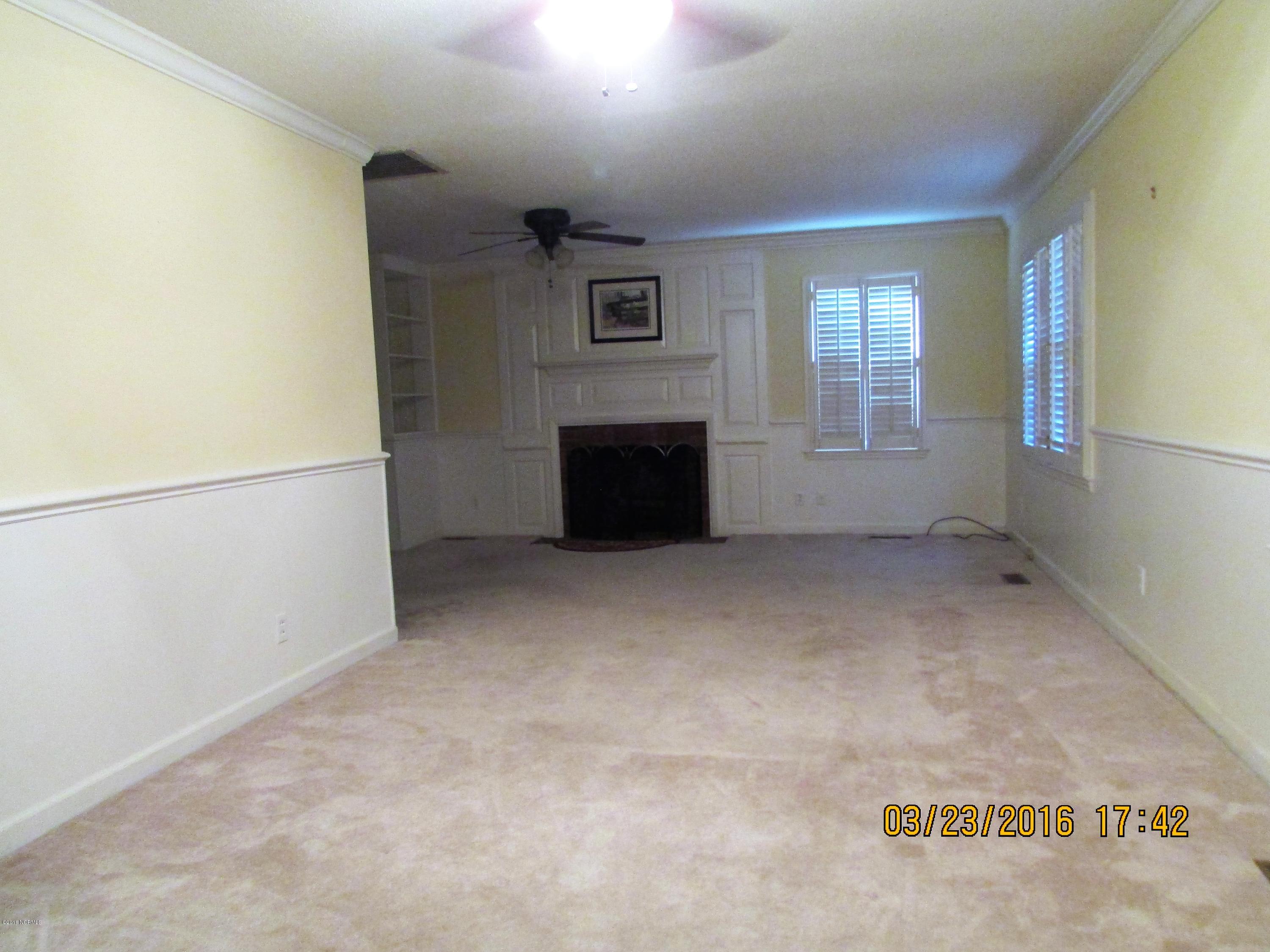 116 Warsaw Road Clinton, NC 28328 - Photo 8 of 12 2016-03-23 Wise Estate 004