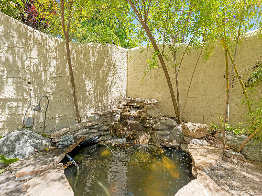 84 Flintlock Lane Bell Canyon, CA 91307 - Photo 11 of 59 8 Front Courtyard Water Feature