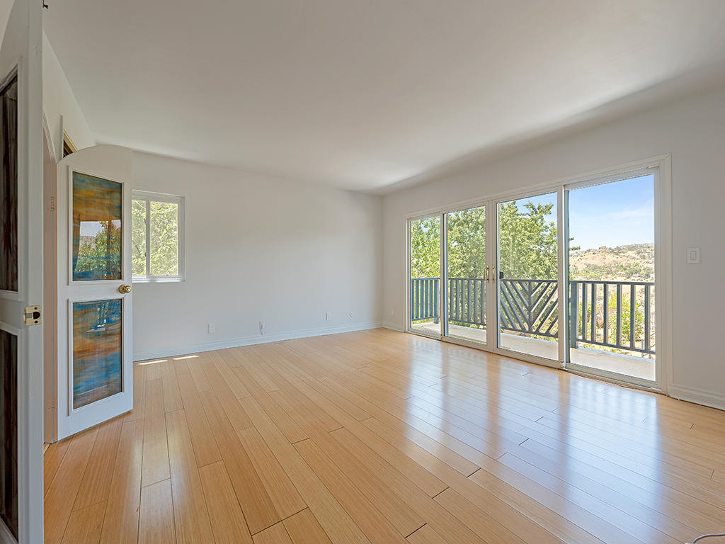 84 Flintlock Lane Bell Canyon, CA 91307 - Photo 23 of 59 30 Master Bedroom 1