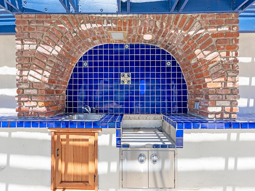 84 Flintlock Lane Bell Canyon, CA 91307 - Photo 36 of 59 48 Outdoor Entertainment Area 3