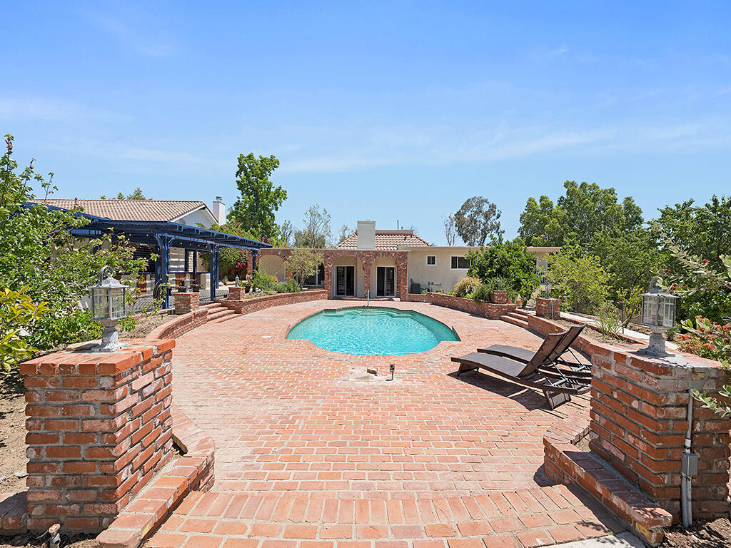 84 Flintlock Lane Bell Canyon, CA 91307 - Photo 41 of 59 55 Pool 5