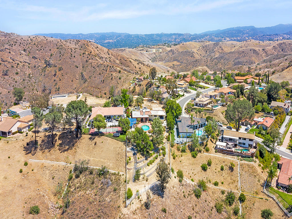 84 Flintlock Lane Bell Canyon, CA 91307 - Photo 47 of 59 2 Aerial View 2