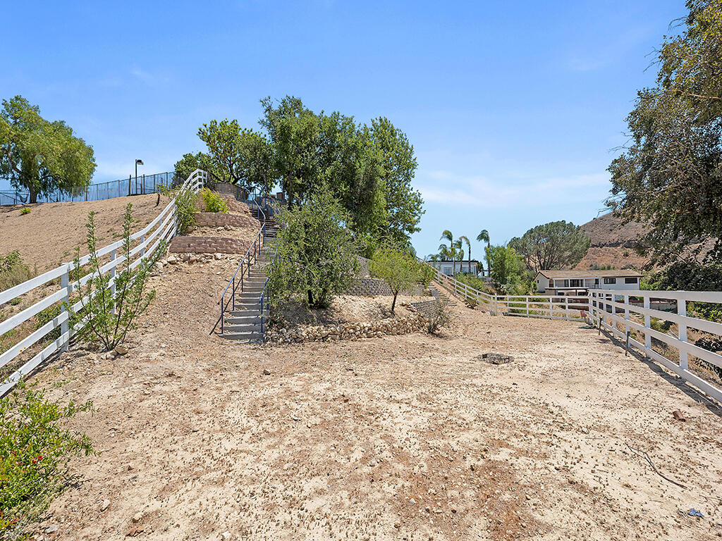 84 Flintlock Lane Bell Canyon, CA 91307 - Photo 53 of 59 9 Backyard 1