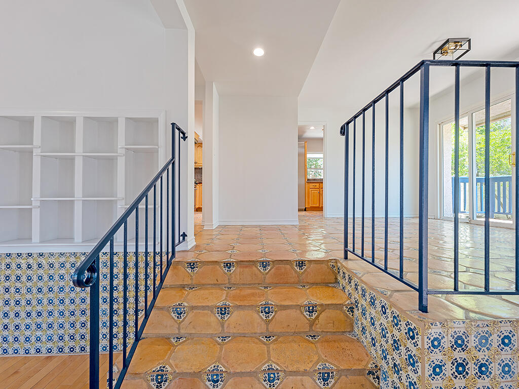 84 Flintlock Lane Bell Canyon, CA 91307 - Photo 7 of 59 28a Stairway to Dining Room