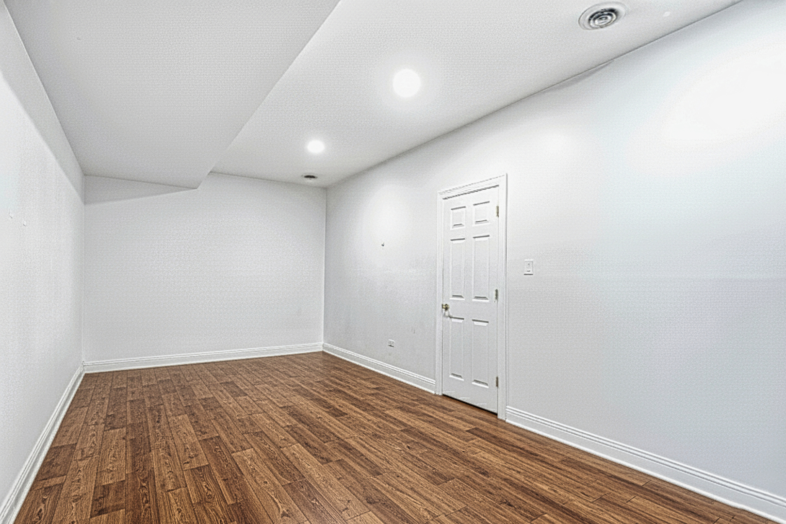 220 Santos Avenue Minooka, IL 60447 - Photo 34 of 46 a view of a room with wooden floor
