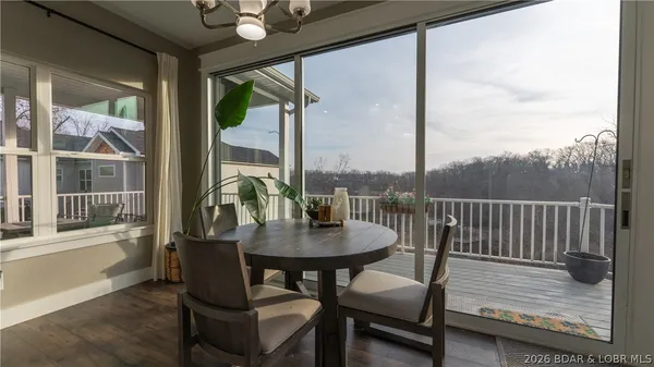 $575,000 | 190 Flynn Road, Lake Ozark, MO 65049